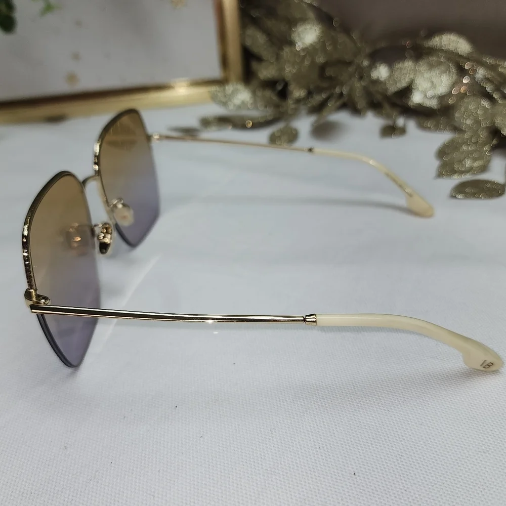 NWOT Victoria Beckham VB214SA Sunglasses With Box, Paperwork And Case
